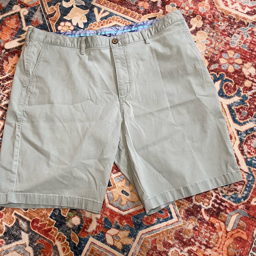 Tommy Bahama Light Olive Flat Front Shorts